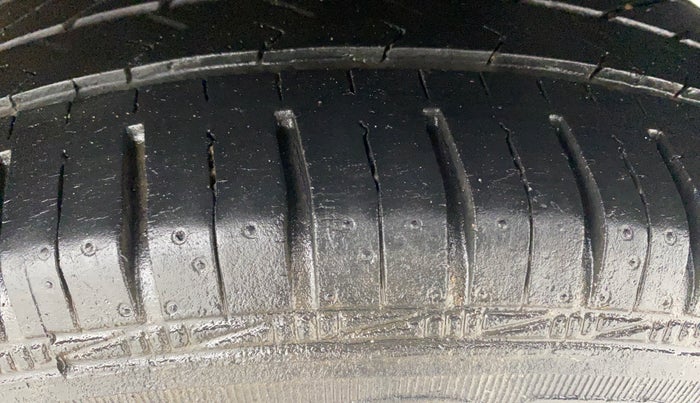 2015 Hyundai Grand i10 SPORTZ 1.2 KAPPA VTVT, Petrol, Manual, 78,560 km, Left Rear Tyre Tread