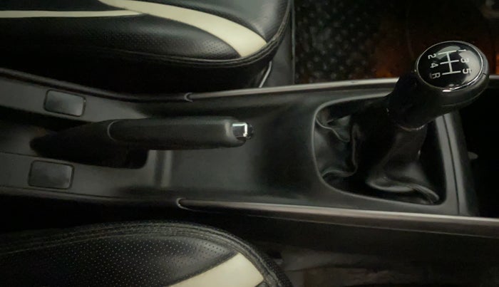 2019 Maruti Baleno ALPHA PETROL 1.2, Petrol, Manual, 83,303 km, Gear Lever