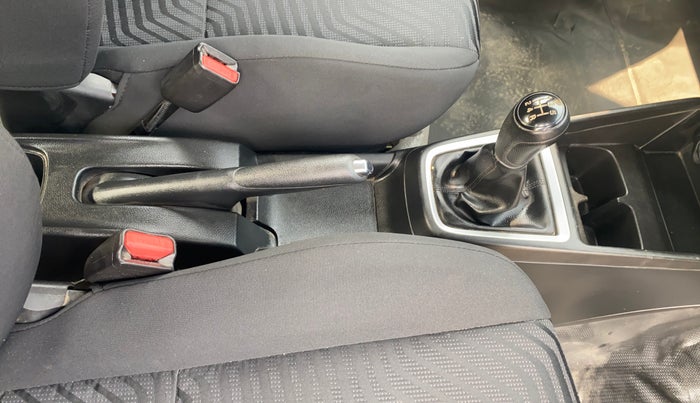 2020 Maruti Swift ZXI PLUS, Petrol, Manual, 28,692 km, Gear Lever