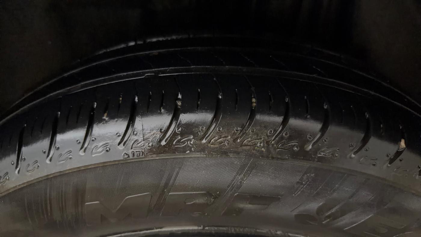 2024 Maruti Swift VXi AMT, Petrol, Automatic, 34,931 km, Left Rear Tyre Tread
