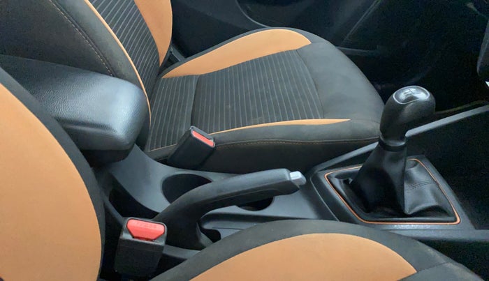 2017 Hyundai i20 Active 1.2 BASE, Petrol, Manual, 89,713 km, Gear Lever