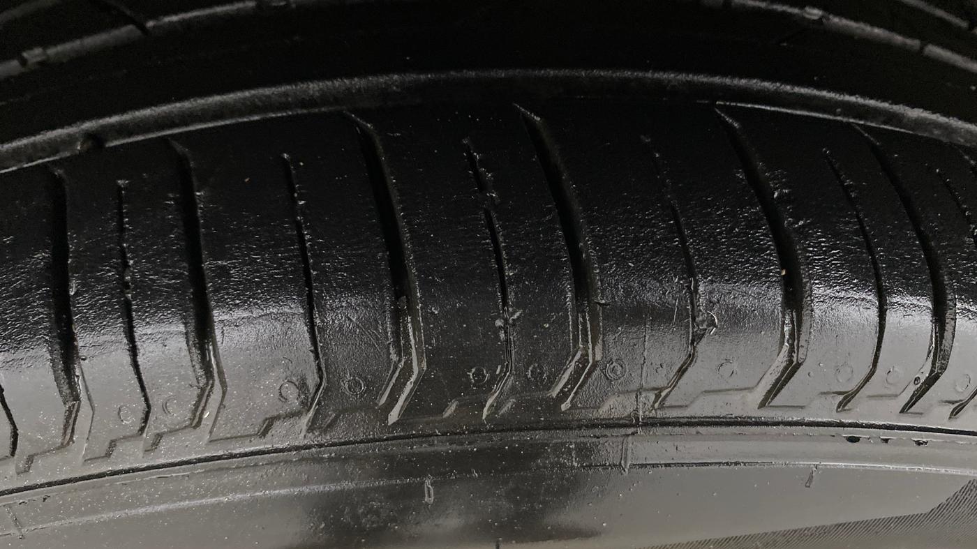 2019 Maruti Baleno ZETA PETROL 1.2, Petrol, Manual, 53,050 km, Left Front Tyre Tread