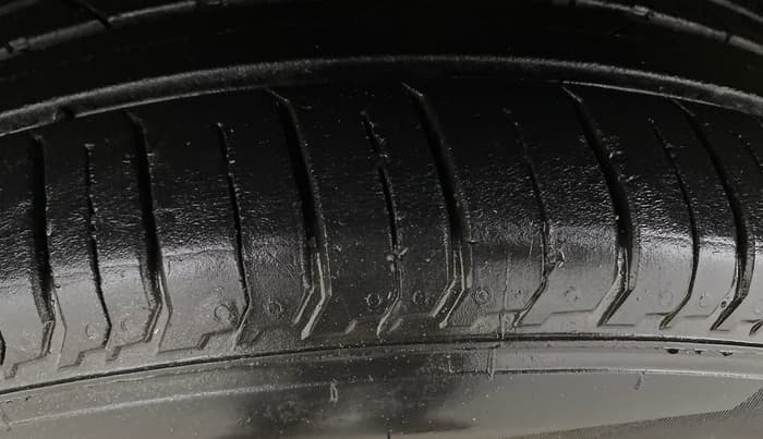 2019 Maruti Baleno ZETA PETROL 1.2, Petrol, Manual, 53,183 km, Left Front Tyre Tread