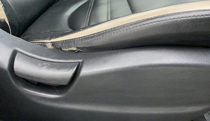 2017 Hyundai Creta 1.4 E PLUS CRDI, Diesel, Manual, 58,988 km, Driver Side Adjustment Panel
