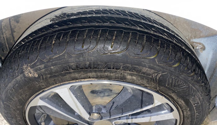 2023 Tata ALTROZ XZ PLUS O SUNROOF CNG, CNG, Manual, 32,268 km, Right Rear Tyre Tread