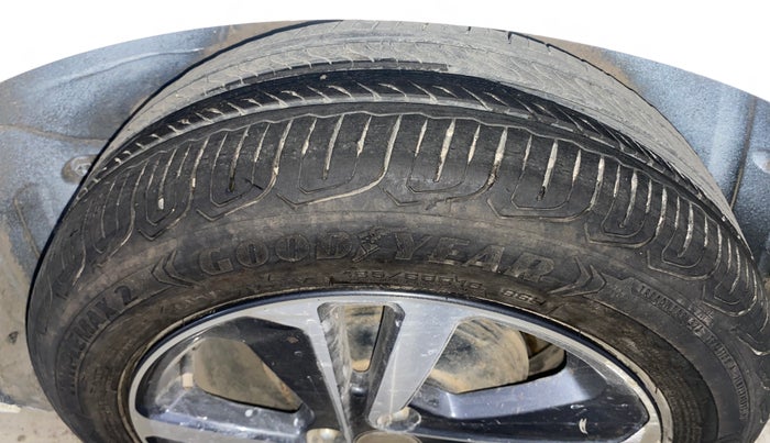 2023 Tata ALTROZ XZ PLUS O SUNROOF CNG, CNG, Manual, 32,268 km, Left Rear Tyre Tread