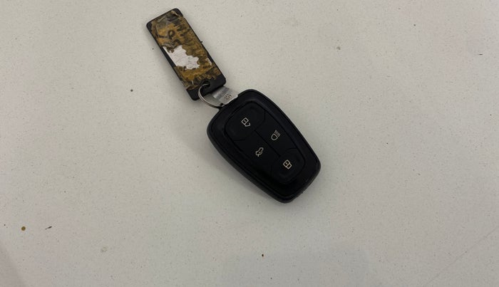 2023 Tata ALTROZ XZ PLUS O SUNROOF CNG, CNG, Manual, 32,268 km, Key Close Up