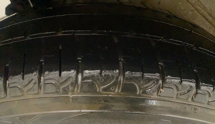 2014 Maruti Wagon R 1.0 VXI, Petrol, Manual, 53,587 km, Right Rear Tyre Tread