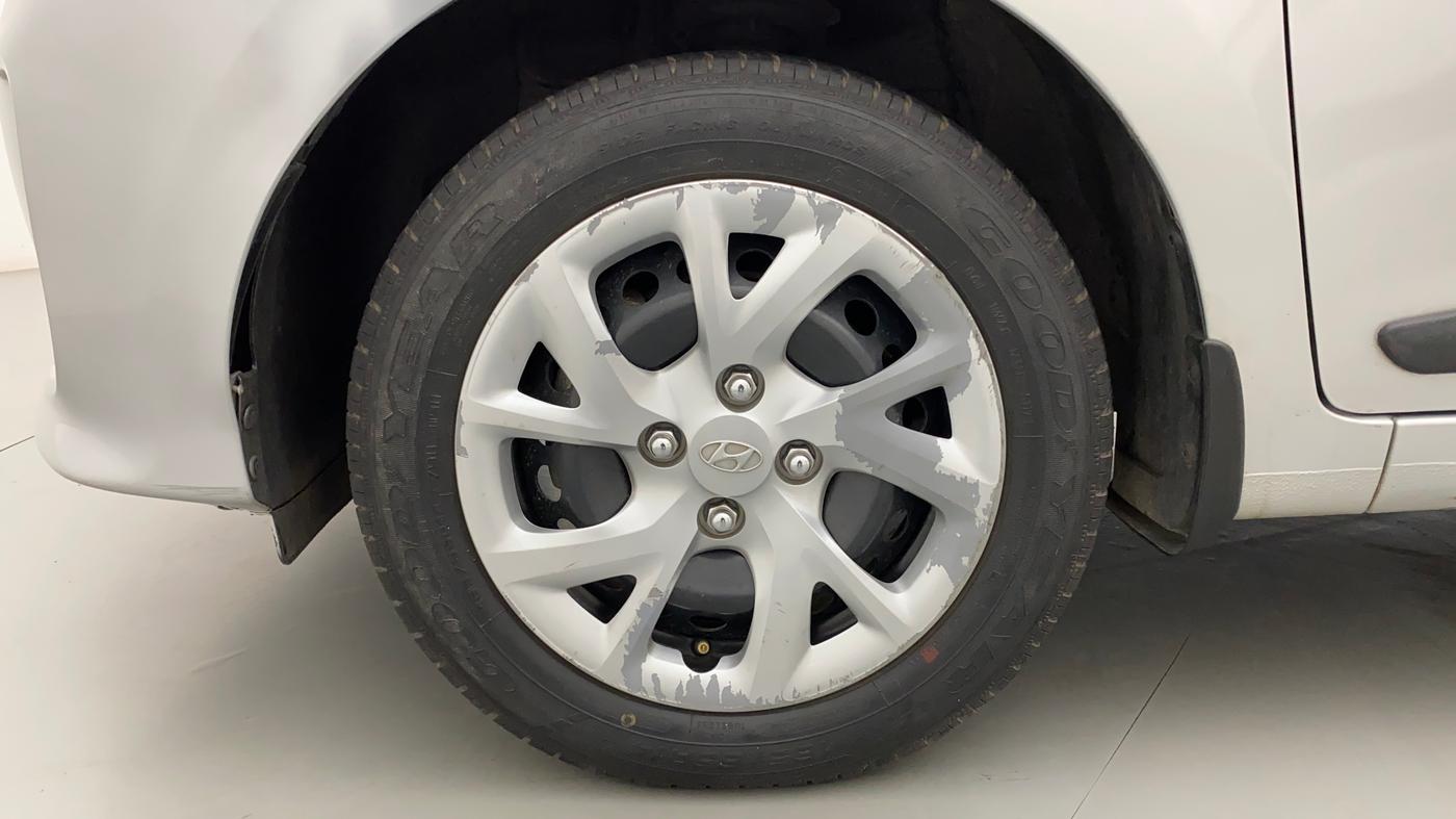 2018 Hyundai Grand i10 SPORTZ 1.2 KAPPA VTVT, Petrol, Manual, 18,049 km, Left Front Wheel