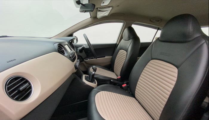 2018 Hyundai Grand i10 SPORTZ 1.2 KAPPA VTVT, Petrol, Manual, 18,049 km, Right Side Front Door Cabin