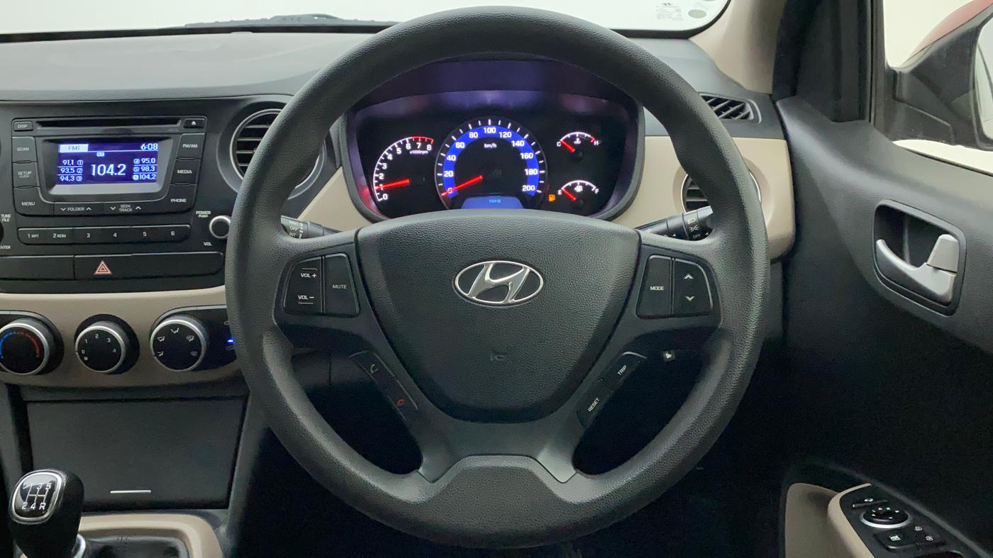 2015 Hyundai Xcent S (O) 1.2, Petrol, Manual, 72,445 km, Steering Wheel Close Up