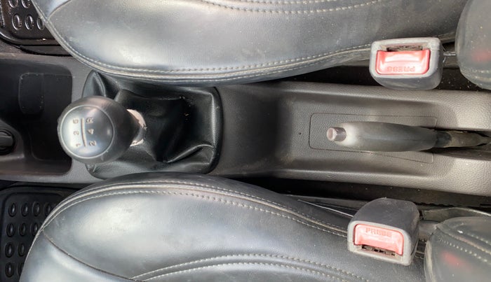 2011 Hyundai Eon MAGNA O, Petrol, Manual, 59,600 km, Gear Lever