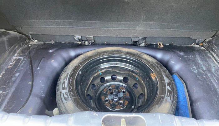 2011 Hyundai Eon MAGNA O, Petrol, Manual, 59,600 km, Boot Inside