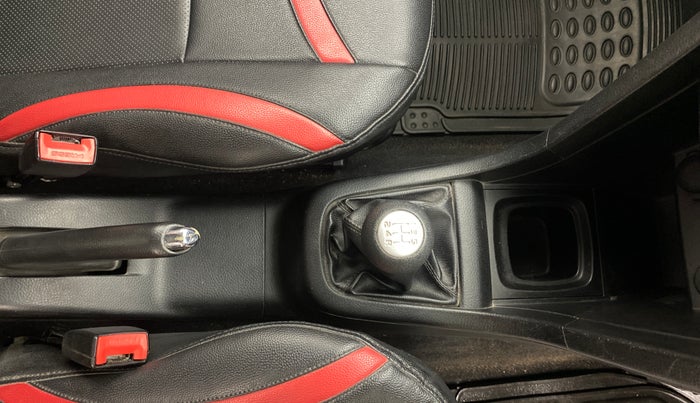 2014 Maruti Swift VXI, Petrol, Manual, 94,527 km, Gear Lever