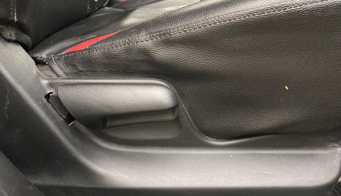 2014 Maruti Swift VXI, Petrol, Manual, 94,527 km, Driver Side Adjustment Panel