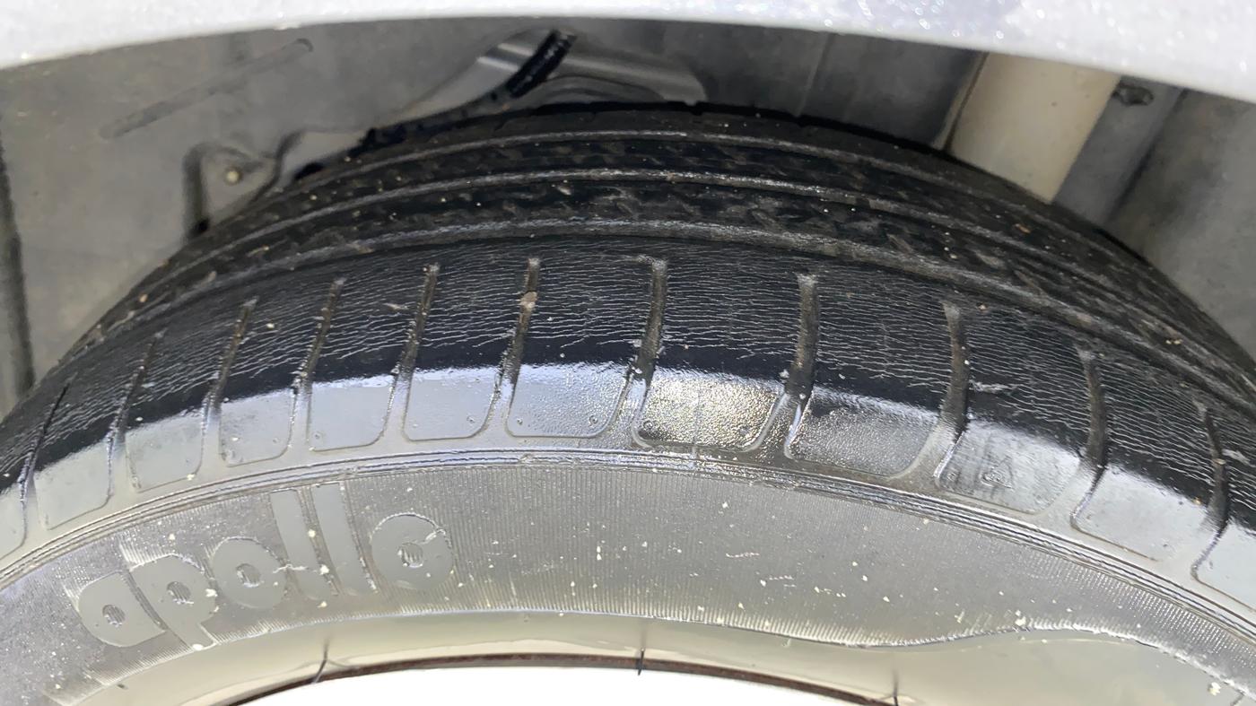 2019 Ford Figo Aspire TREND PLUS 1.2 PETROL, CNG, Manual, 34,444 km, Left Rear Tyre Tread