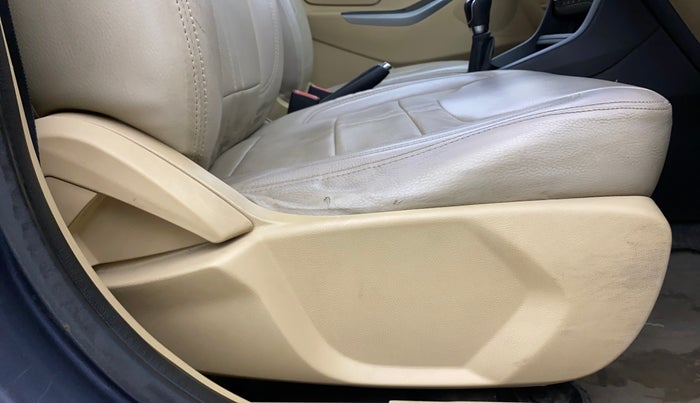 2019 Ford Figo Aspire TREND PLUS 1.2 PETROL, CNG, Manual, 34,444 km, Driver Side Adjustment Panel