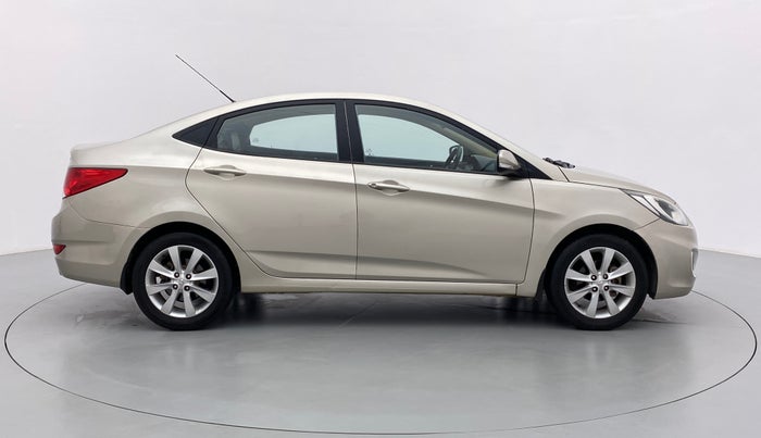 2013 Hyundai Verna FLUIDIC 1.6 SX VTVT, Petrol, Manual, 85,267 km, Right Side View