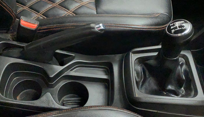 2019 Maruti Vitara Brezza VDI, Diesel, Manual, 55,523 km, Gear Lever