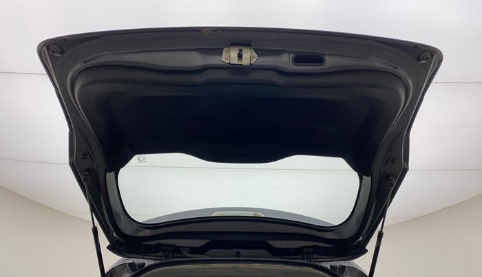 2019 Maruti Vitara Brezza VDI, Diesel, Manual, 55,523 km, Boot Door Open