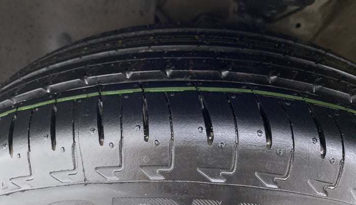 2020 Maruti IGNIS SIGMA 1.2 K12, Petrol, Manual, 47,267 km, Left Front Tyre Tread