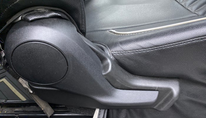 2020 Maruti IGNIS SIGMA 1.2 K12, Petrol, Manual, 47,267 km, Driver Side Adjustment Panel