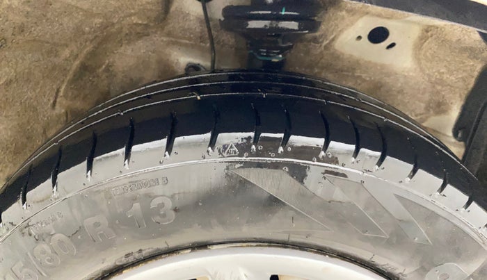 2018 Maruti Wagon R 1.0 LXI CNG, CNG, Manual, 57,393 km, Right Front Tyre Tread