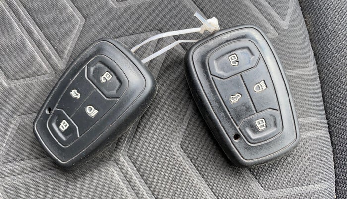 2021 Tata NEXON XZA PLUS (O) PETROL, Petrol, Automatic, 48,683 km, Key Close Up