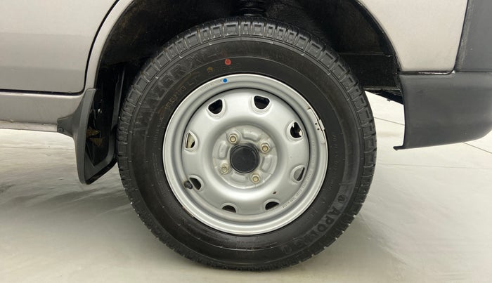 2022 Maruti Eeco 5 STR AC CNG (O), CNG, Manual, 1,639 km, Right Front Wheel