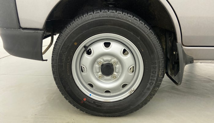 2022 Maruti Eeco 5 STR AC CNG (O), CNG, Manual, 1,639 km, Left Front Wheel