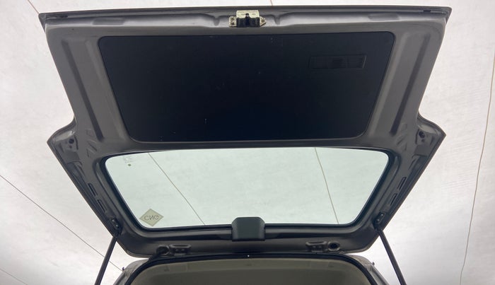 2022 Maruti Eeco 5 STR AC CNG (O), CNG, Manual, 1,639 km, Boot Door Open