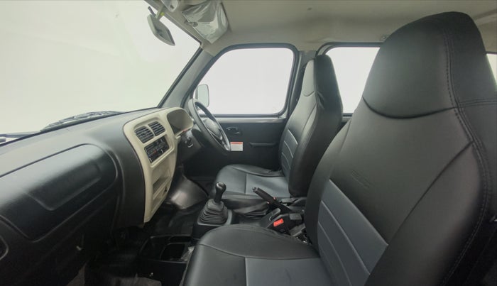 2022 Maruti Eeco 5 STR AC CNG (O), CNG, Manual, 1,639 km, Right Side Front Door Cabin