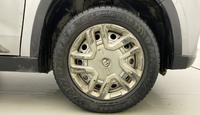 2019 Maruti Vitara Brezza LDI, Diesel, Manual, 29,399 km, Right Front Wheel