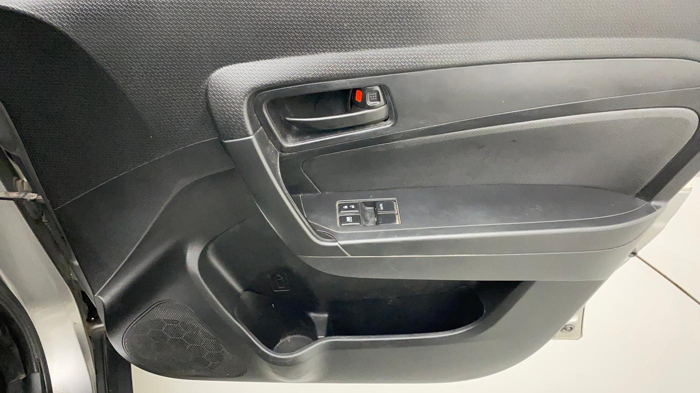2019 Maruti Vitara Brezza LDI, Diesel, Manual, 29,399 km, Driver Side Door Panels Control
