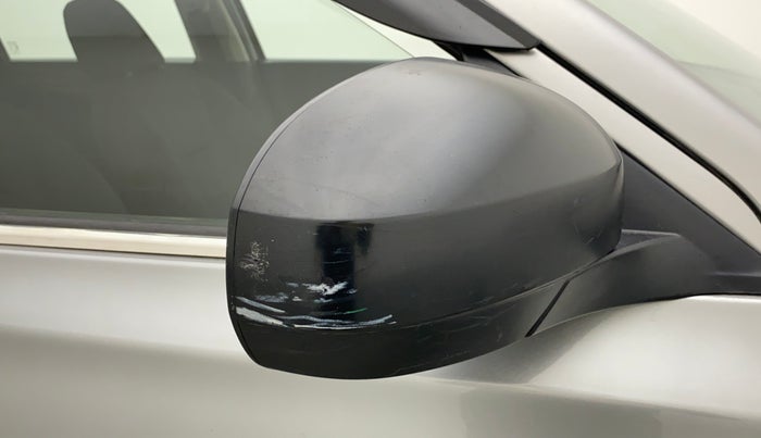 2019 Maruti Vitara Brezza LDI, Diesel, Manual, 29,399 km, Right rear-view mirror - Minor scratches