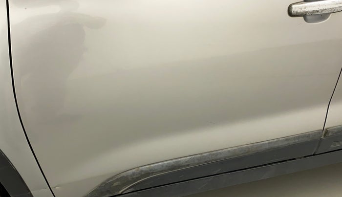 2019 Maruti Vitara Brezza LDI, Diesel, Manual, 29,399 km, Front passenger door - Slightly dented