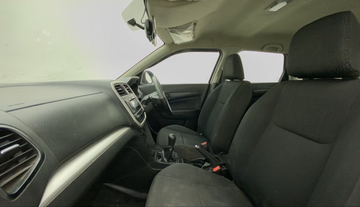 2019 Maruti Vitara Brezza LDI, Diesel, Manual, 29,399 km, Right Side Front Door Cabin