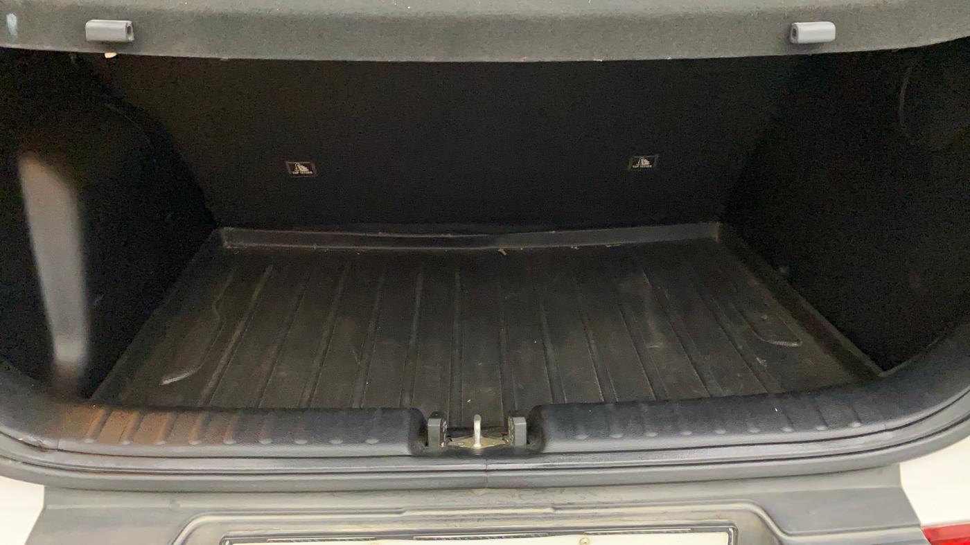 2021 KIA SONET GTX PLUS 1.5 AT, Diesel, Automatic, 39,390 km, Boot Inside