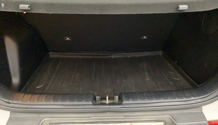 2021 KIA SONET GTX PLUS 1.5 AT, Diesel, Automatic, 39,311 km, Boot Inside