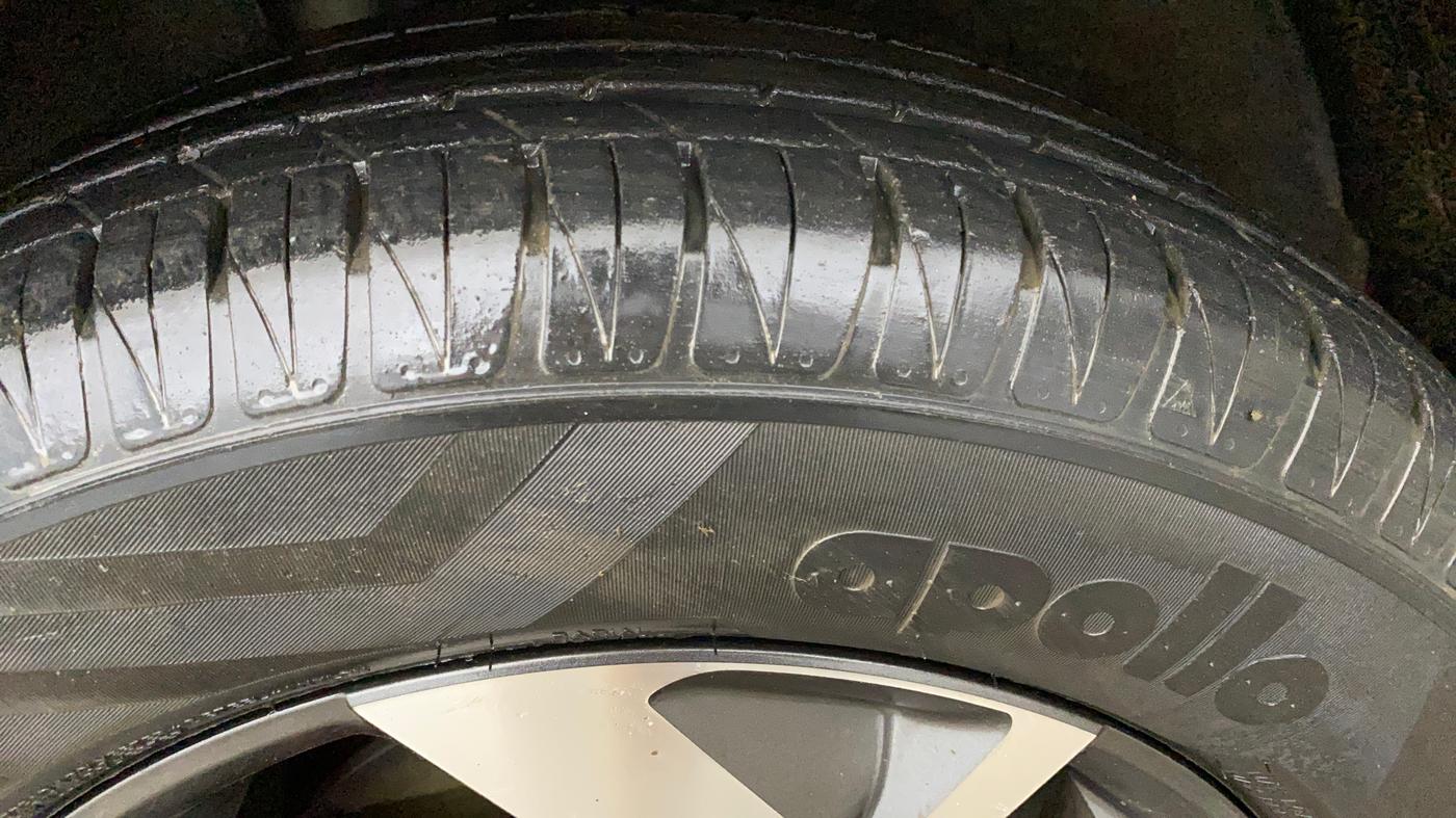 2021 KIA SONET GTX PLUS 1.5 AT, Diesel, Automatic, 39,390 km, Left Front Tyre Tread