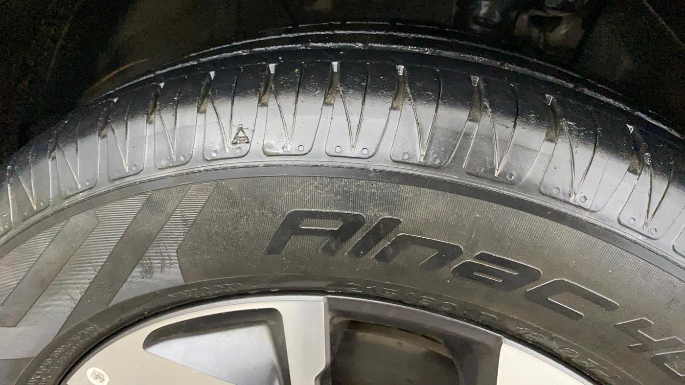 2021 KIA SONET GTX PLUS 1.5 AT, Diesel, Automatic, 39,390 km, Right Front Tyre Tread