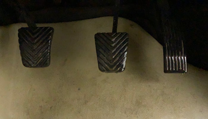 2015 Hyundai Verna FLUIDIC 4S 1.6 VTVT S, Petrol, Manual, 41,660 km, Pedals