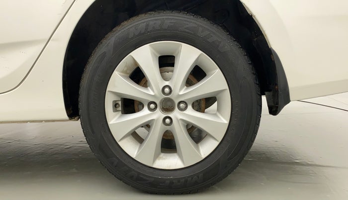 2015 Hyundai Verna FLUIDIC 4S 1.6 VTVT S, Petrol, Manual, 41,660 km, Left Rear Wheel