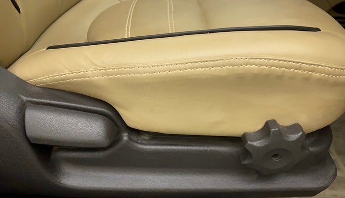 2015 Hyundai Verna FLUIDIC 4S 1.6 VTVT S, Petrol, Manual, 41,660 km, Driver Side Adjustment Panel