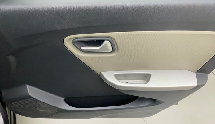 2015 Maruti Alto K10 VXI AMT, Petrol, Automatic, 47,487 km, Driver Side Door Panels Control