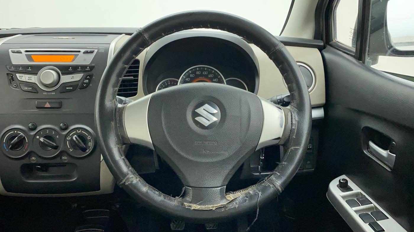 2013 Maruti Wagon R 1.0 VXI, Petrol, Manual, 60,856 km, Steering Wheel Close Up