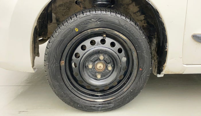 2013 Maruti Wagon R 1.0 VXI, Petrol, Manual, 60,856 km, Left Front Wheel