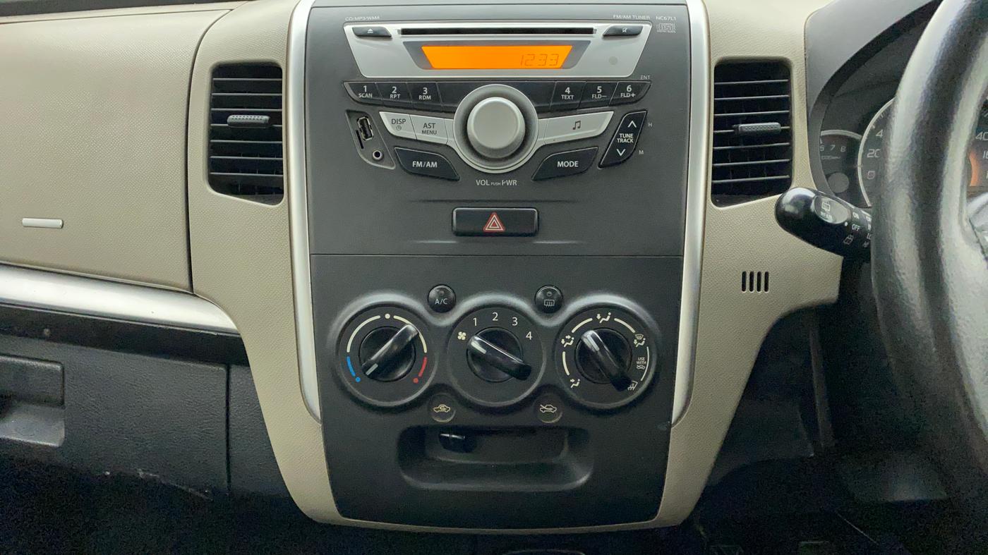 2013 Maruti Wagon R 1.0 VXI, Petrol, Manual, 60,856 km, Air Conditioner