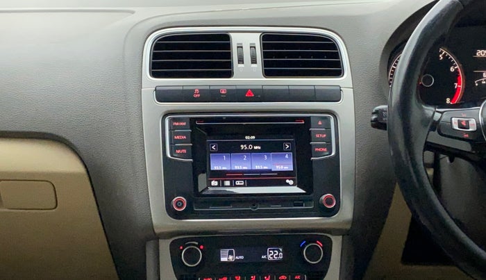 2017 Volkswagen Vento HIGHLINE PLUS 1.2 AT 16 ALLOY, Petrol, Automatic, 62,748 km, Air Conditioner