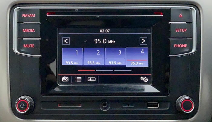 2017 Volkswagen Vento HIGHLINE PLUS 1.2 AT 16 ALLOY, Petrol, Automatic, 62,748 km, Infotainment System